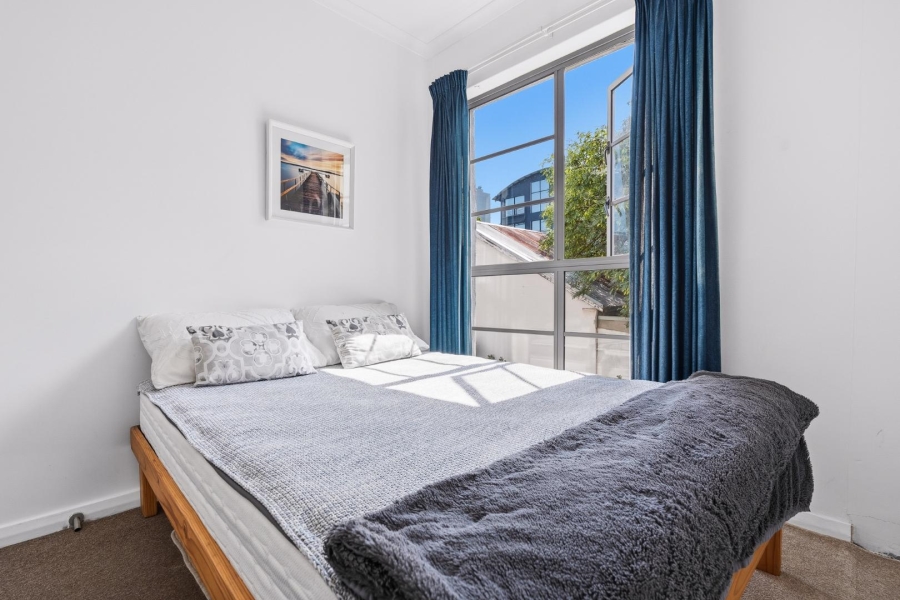 To Let 2 Bedroom Property for Rent in Gardens Western Cape